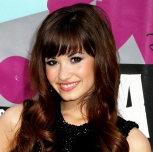 donald trump yachtdemi lovato in as the bell rings